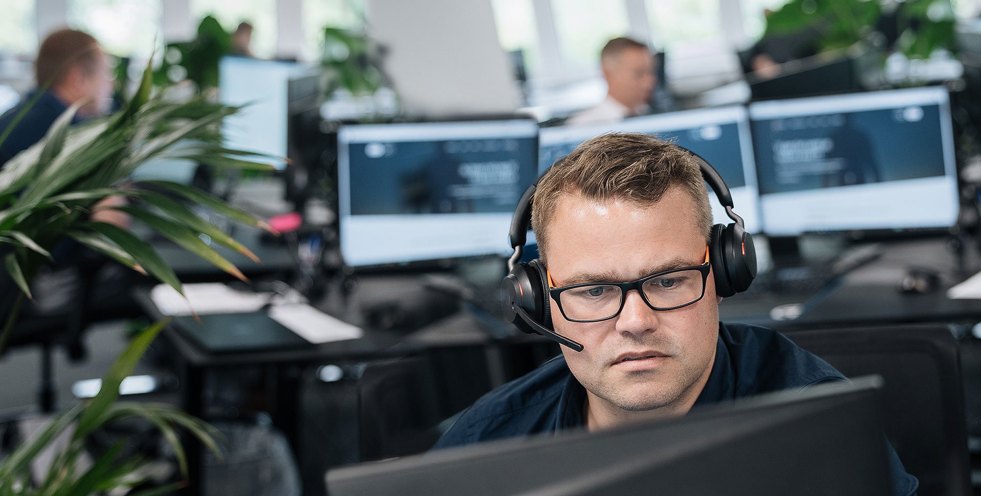 Advania-Servicedesk-Hero_image