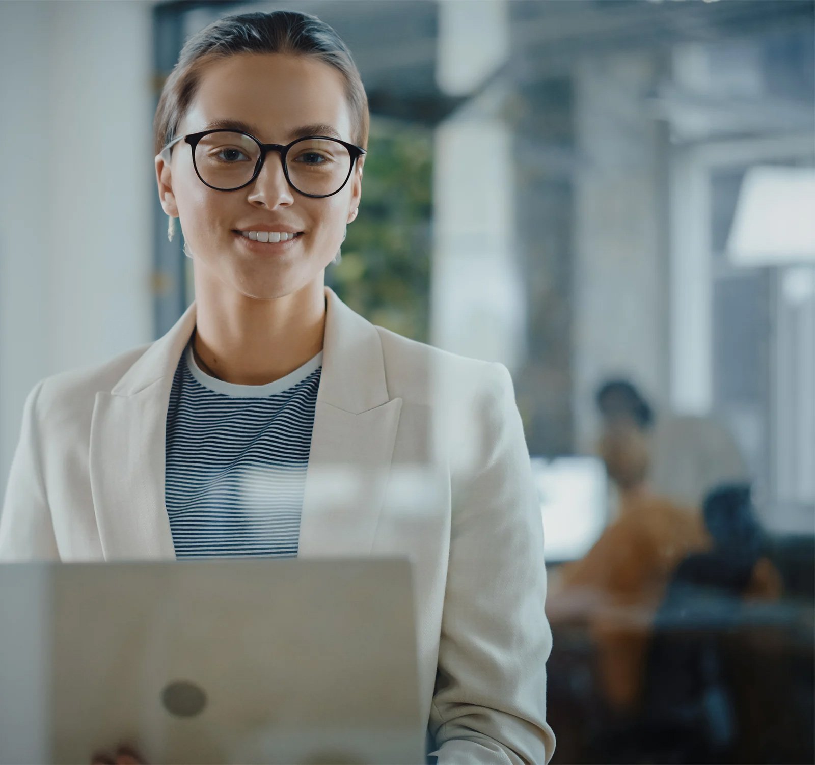Asian-Looking-Business-woman-With-Laptop
