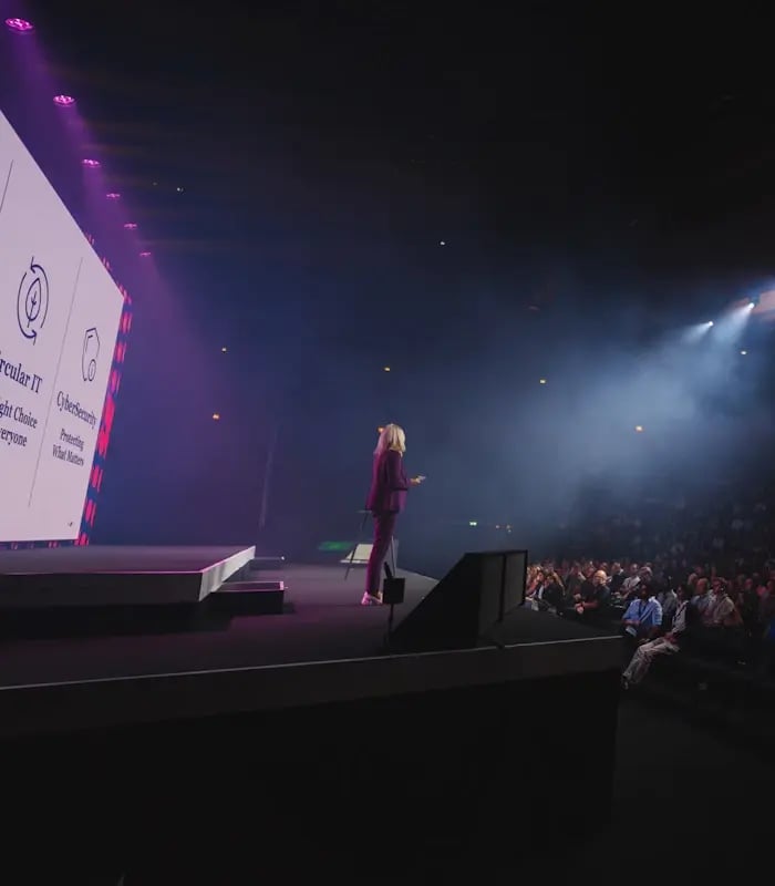 <span id="hs_cos_wrapper_name" class="hs_cos_wrapper hs_cos_wrapper_meta_field hs_cos_wrapper_type_text" style="" data-hs-cos-general-type="meta_field" data-hs-cos-type="text" >Hvad Advanias voksende anerkendelse egentlig fortæller os</span>