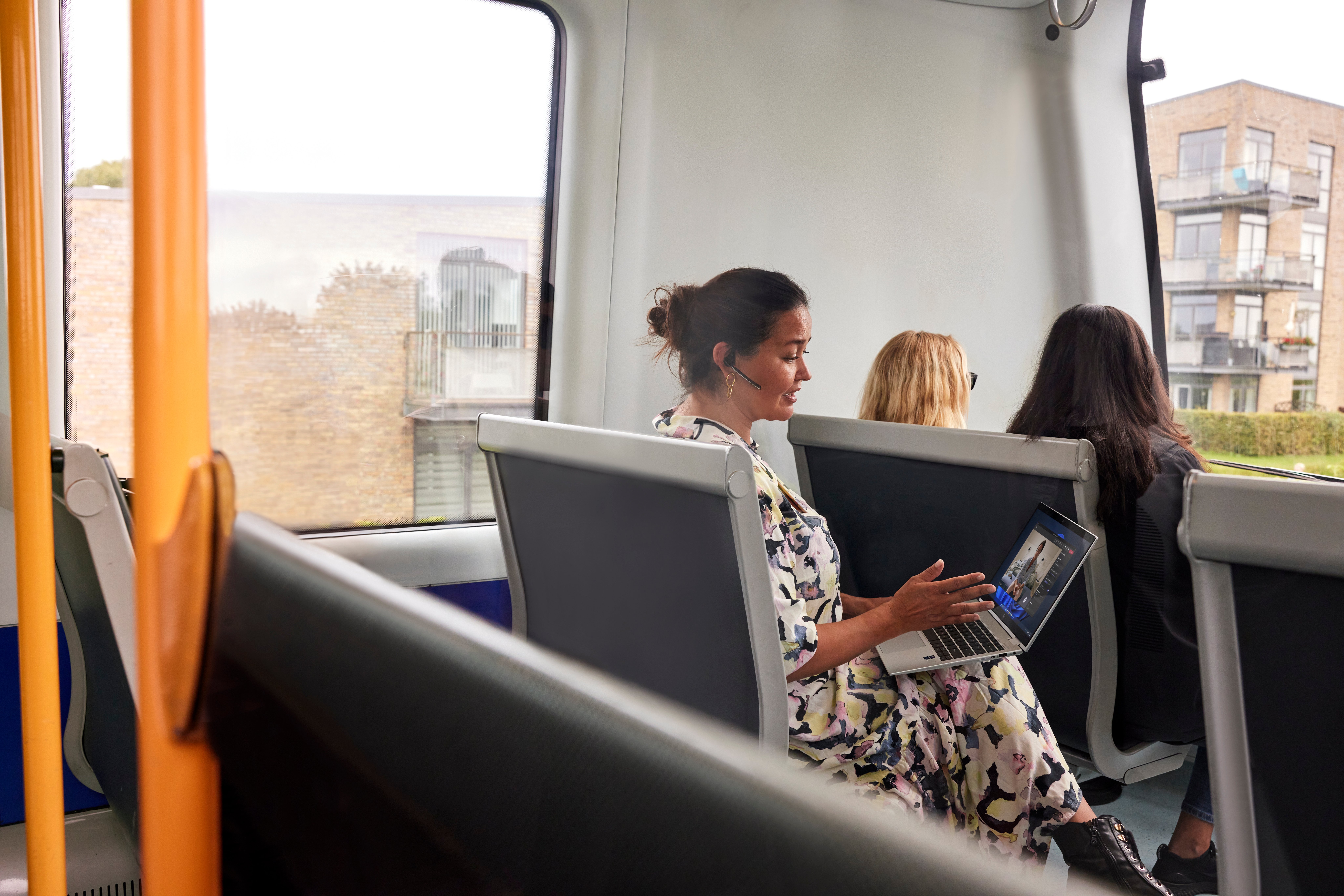 hp_day2_baymax_metro_04_0248_shot_050_M1575104
